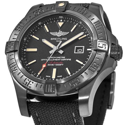 Breitling Avenger V17310101B1W1 